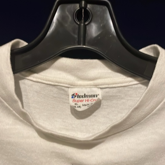 Graphitti Designs 80’s Vintage Rocketeer T-Shirt. - Picture 2 of 3